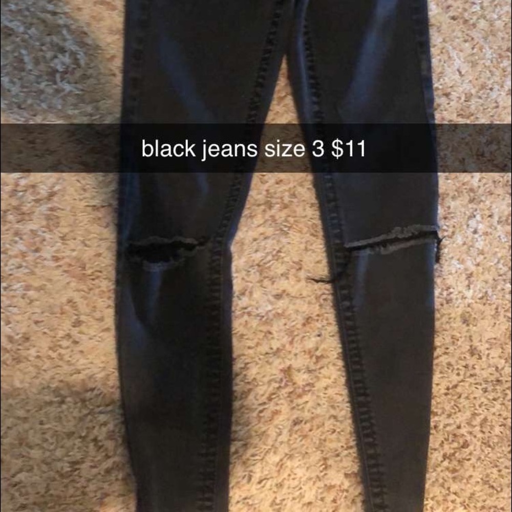 3 pairs for 25 all size 3 fits like a 2 holister